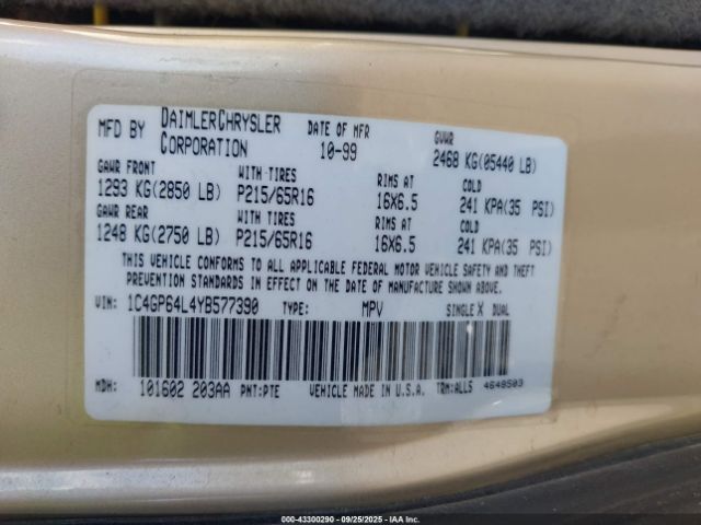 2000 CHRYSLER TOWN & COUNTRY 1C4GP64L4YB577390 Photo 8