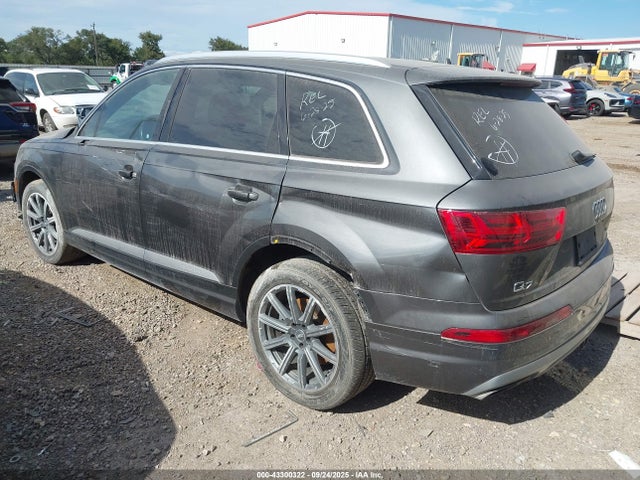 2018 AUDI Q7 WA1VAAF71JD036197 Photo 2