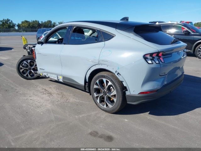 2024 FORD MUSTANG MACH-E 3FMTK1SU4RMA27057 Photo 2