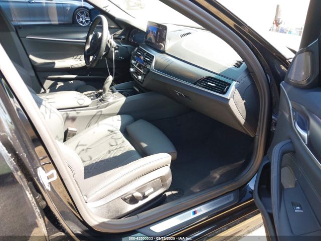 2023 BMW 530E WBA13AG00PCN18767 Photo 4