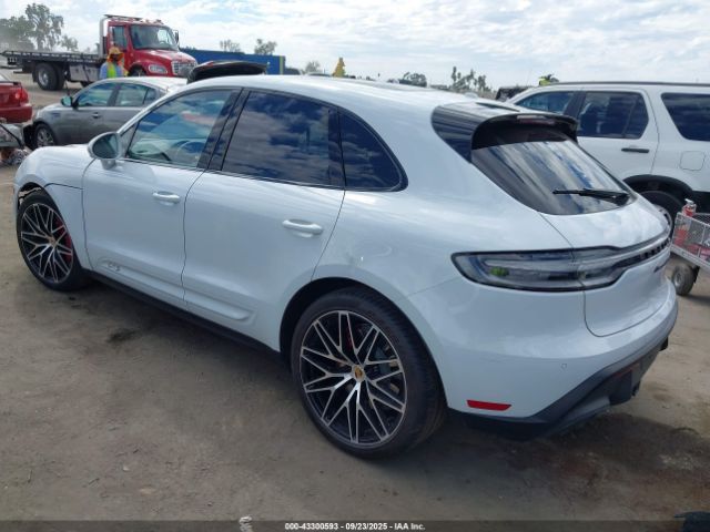 2023 PORSCHE MACAN WP1AF2A58PLB57985 Photo 2