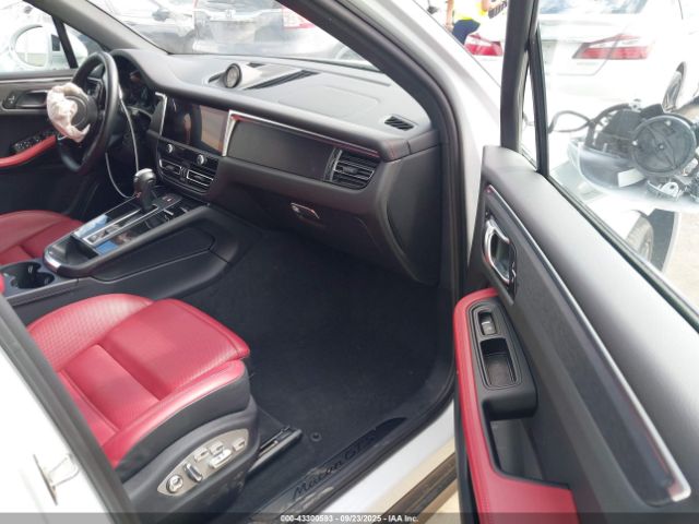 2023 PORSCHE MACAN WP1AF2A58PLB57985 Photo 4