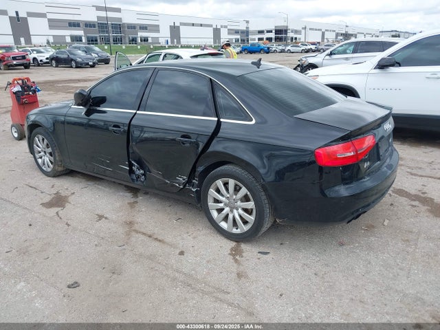 2013 AUDI A4 WAUAFAFL2DN018029 Photo 2