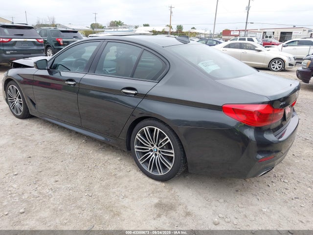 WBAJE7C33HG887825 BMW 540I