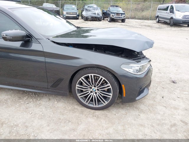 WBAJE7C33HG887825 BMW 540I