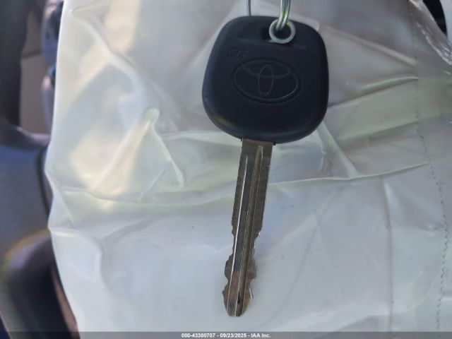 2008 TOYOTA COROLLA 1NXBR32E98Z049996 Photo 10