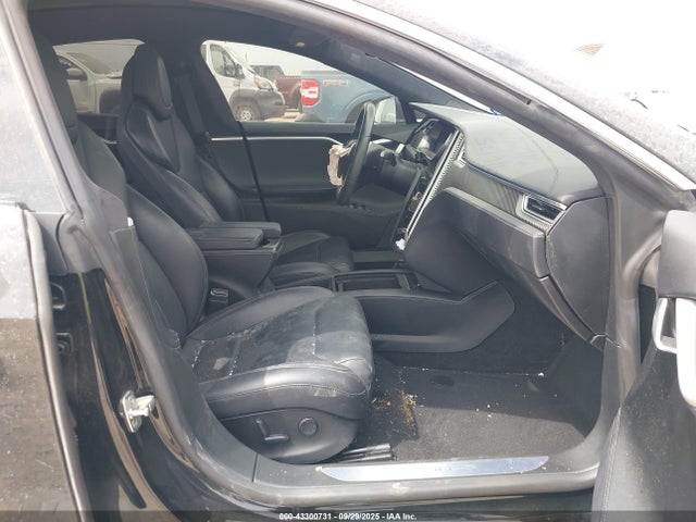 2017 TESLA MODEL S 5YJSA1E11HF225893 Photo 4