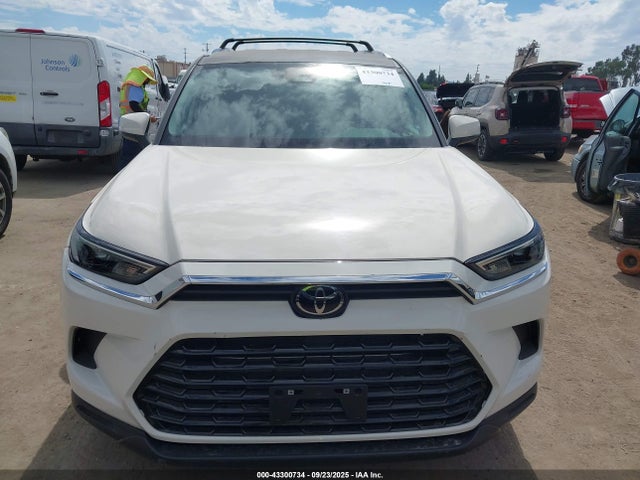 Toyota t24a-fts 2024 5TDAAAB52RS014539 Image 12