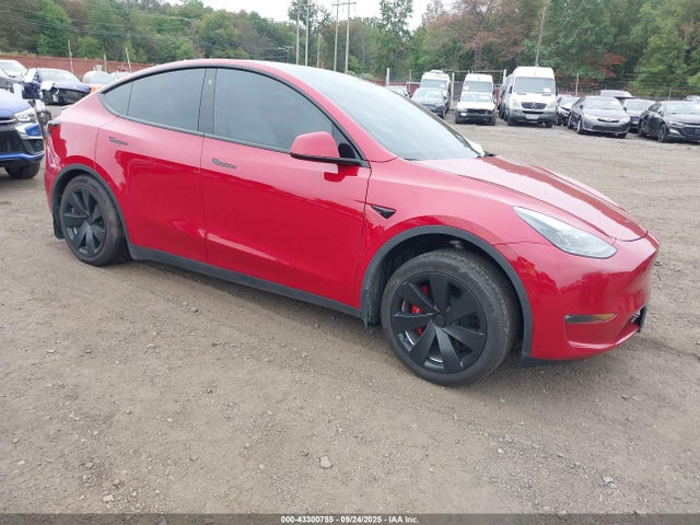 2022 TESLA MODEL Y 7SAYGDEE4NF517341 Photo 0