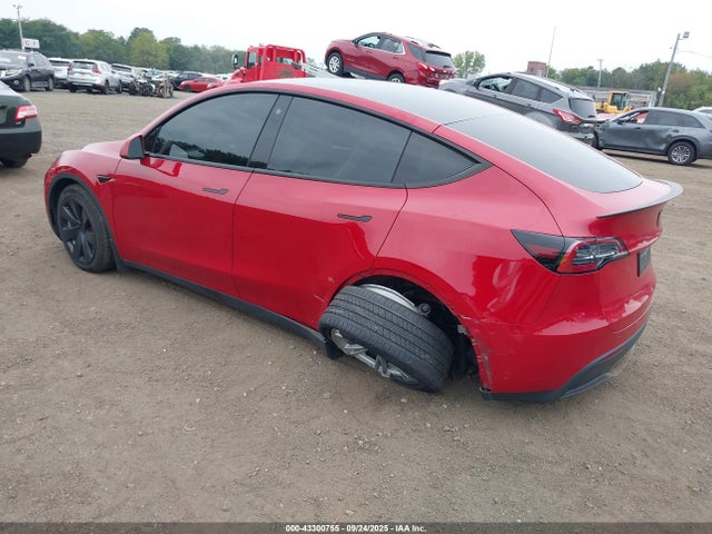2022 TESLA MODEL Y 7SAYGDEE4NF517341 Photo 2