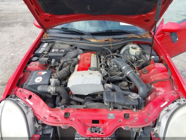 1999 MERCEDES-BENZ SLK 230 WDBKK47F8XF118310 Photo 9