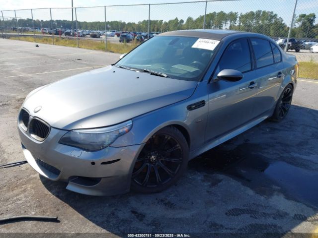 2008 BMW M5 WBSNB93518CX08742 Photo 1