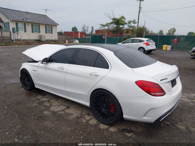 2017 MERCEDES-BENZ AMG C 63 55SWF8HB8HU179607 Photo 2