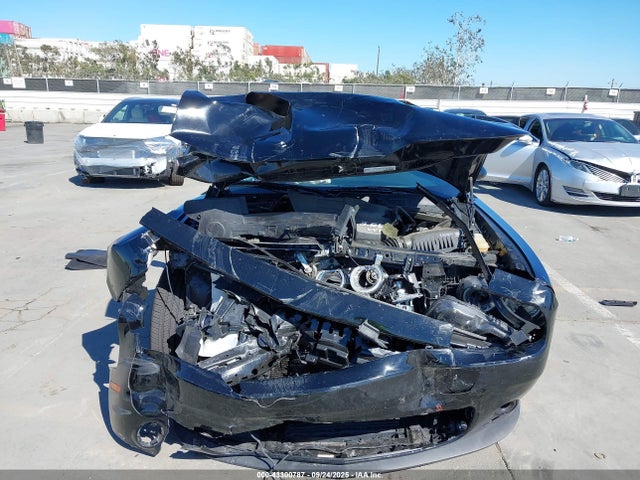 Dodge 2018 2018 2C3CDZAG3JH262985 Image 12