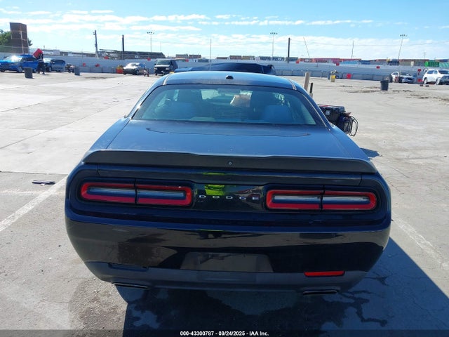Dodge 2018 2018 2C3CDZAG3JH262985 Image 16
