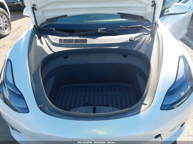 2023 TESLA MODEL 3 5YJ3E1EA6PF598242 Photo 9