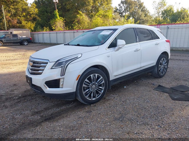 2017 CADILLAC XT5 1GYKNCRS4HZ109613 Photo 1