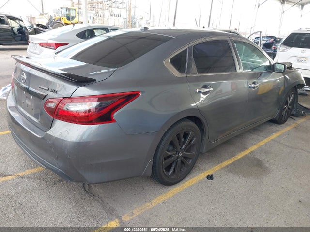 Nissan Altima 2018 1N4AL3AP7JC178552 Image 4