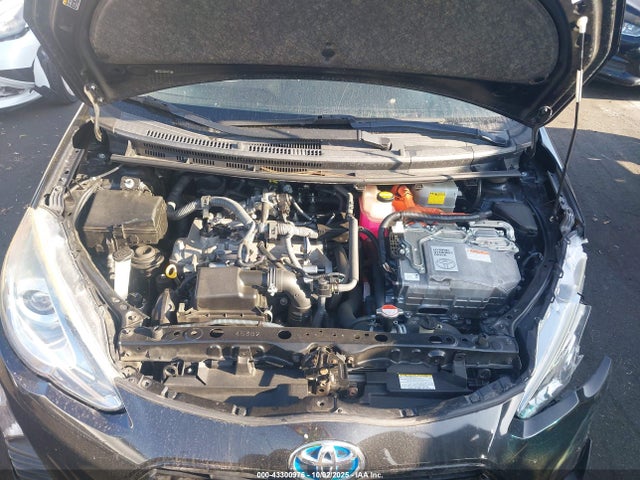 JTDKDTB3XG1117952 Toyota 1nz-fxe+1lm