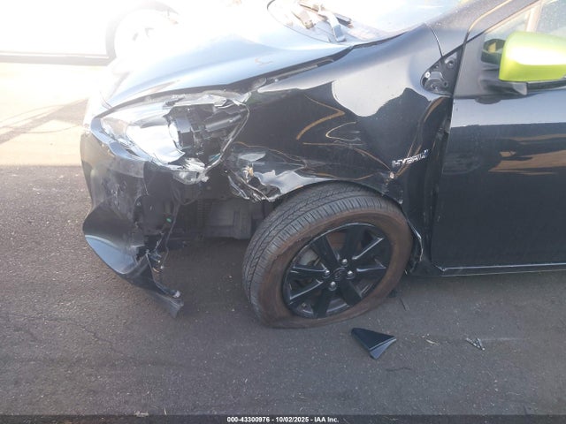 JTDKDTB3XG1117952 Toyota 1nz-fxe+1lm