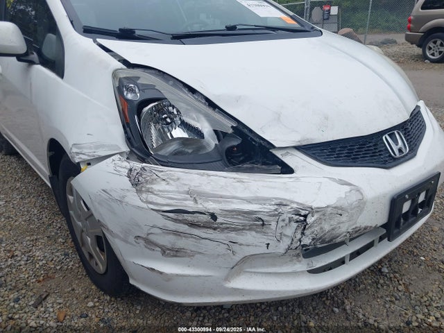 2013 Honda Fit მანქანა იყიდება აუქციონზე, vin: JHMGE8H38DC056915, აუქციონის ნომერი: 43300994