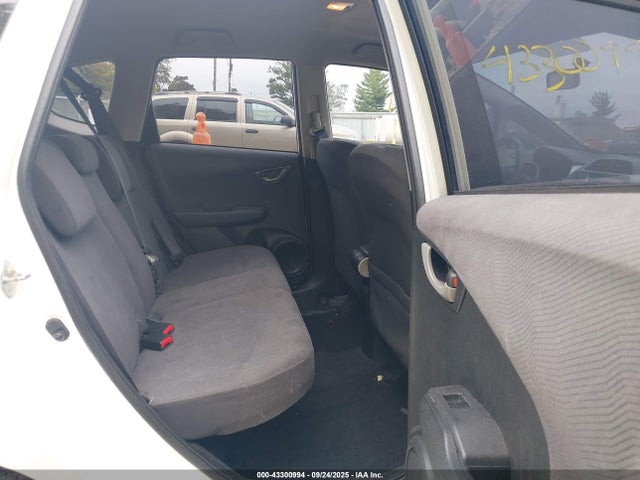 2013 Honda Fit მანქანა იყიდება აუქციონზე, vin: JHMGE8H38DC056915, აუქციონის ნომერი: 43300994