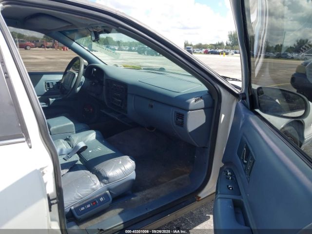 1996 CHEVROLET CAPRICE / IMPALA 1G1BL52P8TR114201 Photo 4