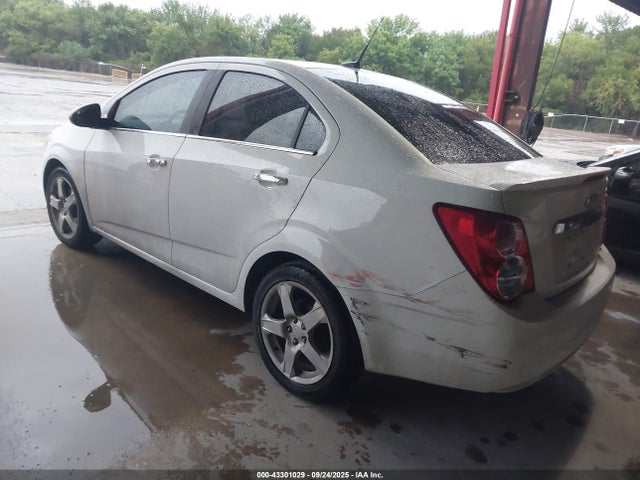 Chevrolet lwe 2014 1G1JE5SG0E4128423 Image 3