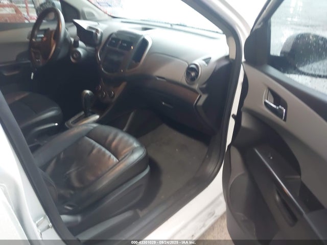 Chevrolet lwe 2014 1G1JE5SG0E4128423 Image 5