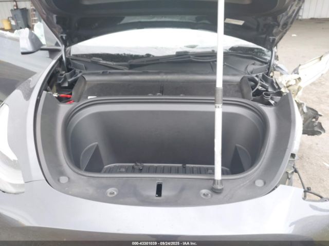 2023 TESLA MODEL Y 7SAYGDEE1PF913844 Photo 9