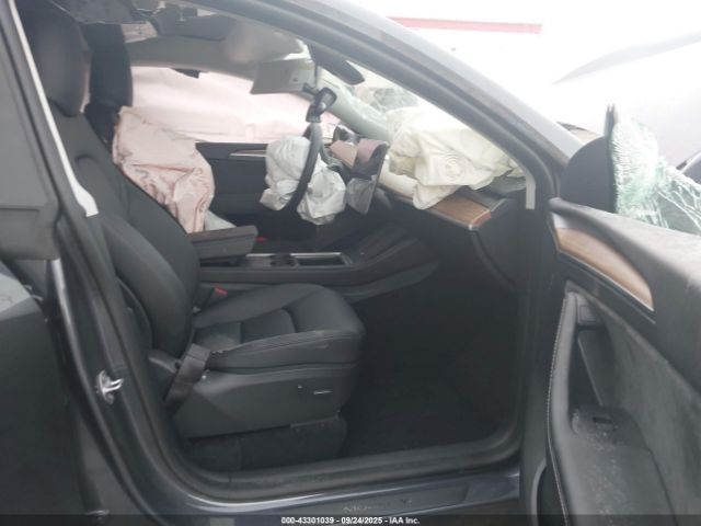 2023 TESLA MODEL Y 7SAYGDEE1PF913844 Photo 4