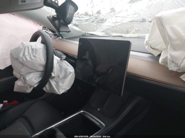 2023 TESLA MODEL Y 7SAYGDEE1PF913844 Photo 6