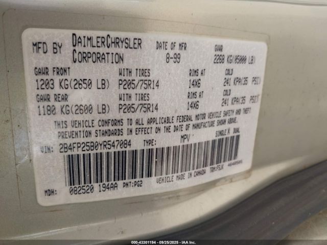 2000 DODGE CARAVAN 2B4FP25B0YR547084 Photo 8