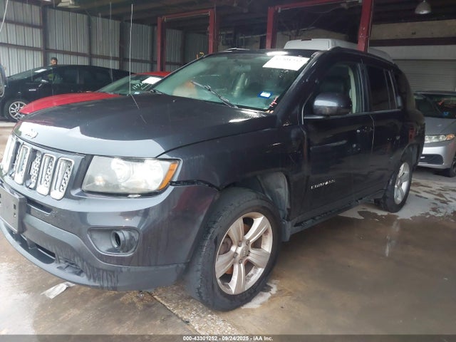 Jeep 2014 2014 1C4NJDEB4ED759805 Image 2