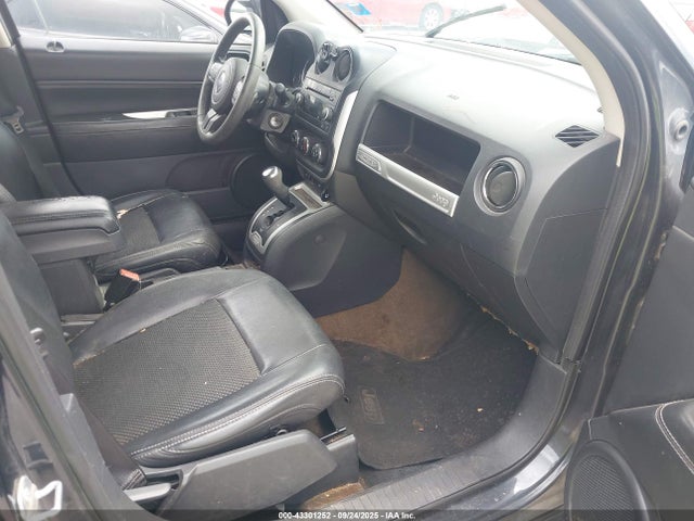 Jeep 2014 2014 1C4NJDEB4ED759805 Image 5