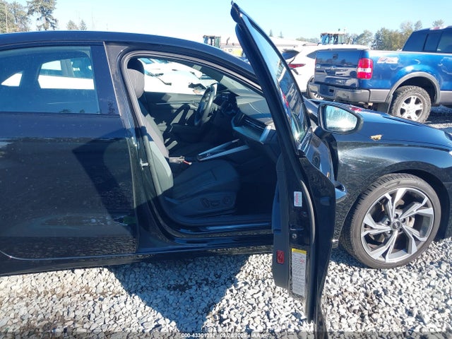 WAUAUDGY2PA012017 Audi 40 tfsi