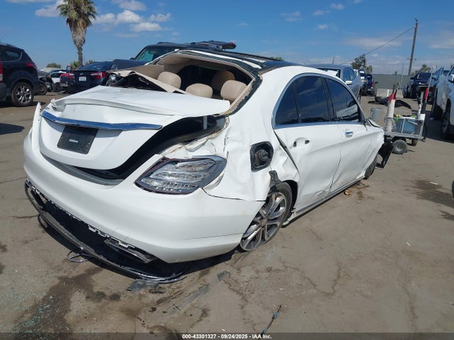 55SWF4JB5GU147053 Mercedes-Benz C-Class