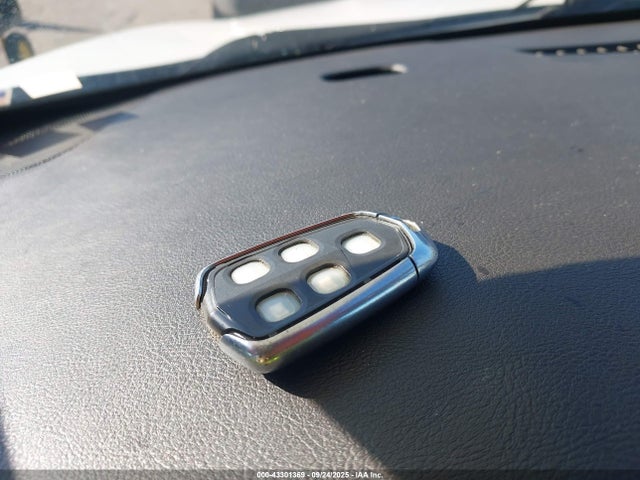 2018 CADILLAC XT5 1GYKNCRS7JZ189320 Photo 10