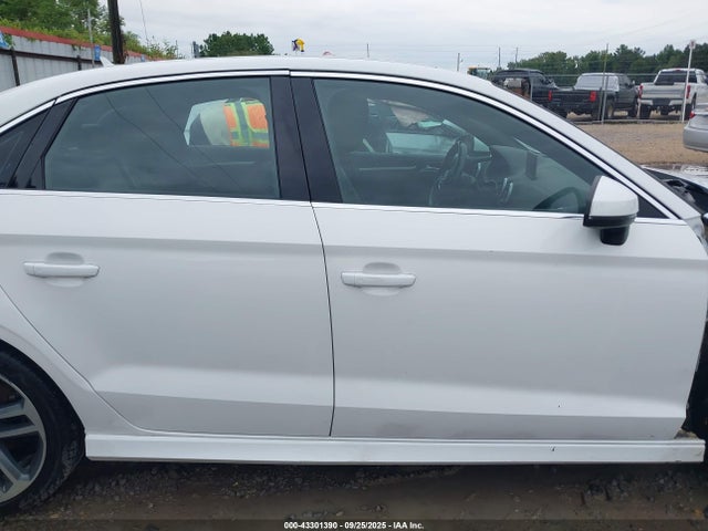 Aukcja sprzedaży 2017 Audi A3 2.0t Premium, vin: WAUGUGFFXH1043142, numer aukcji: 43301390
