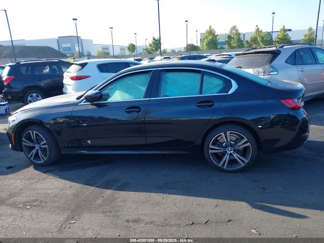 BMW 3 Series 330e 2024 3MW39FF0XR8E31121 Image 15