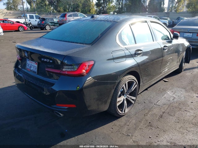 BMW 3 Series 330e 2024 3MW39FF0XR8E31121 Image 4
