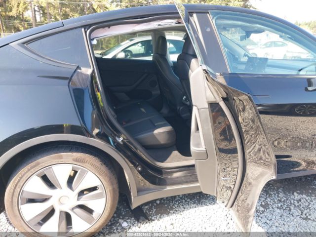 2023 TESLA MODEL Y 7SAYGDEE7PF853133 Photo 7