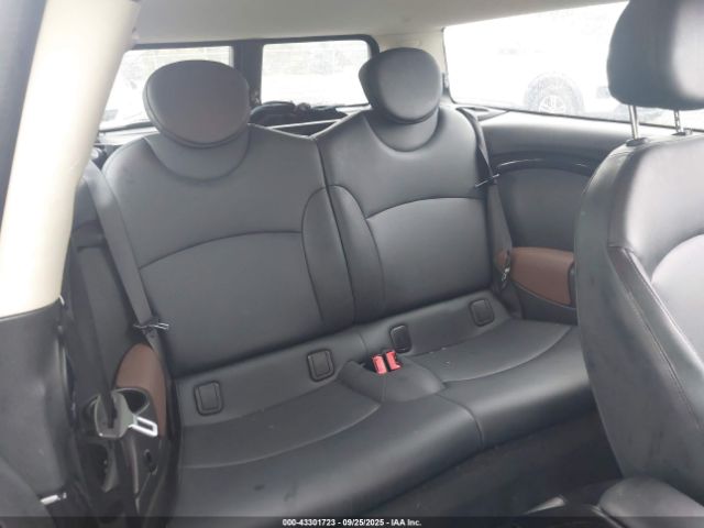 2011 MINI COOPER CLUBMAN WMWZF3C59BT187736 Photo 7