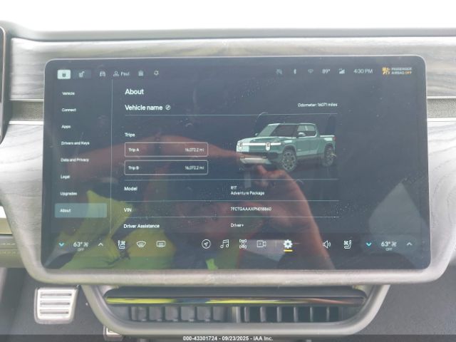 2023 RIVIAN R1T 7FCTGAAAXPN018860 Photo 6