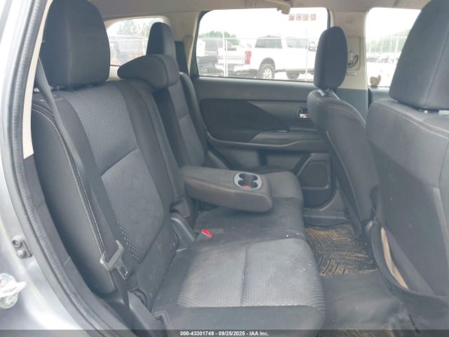 2018 MITSUBISHI OUTLANDER JA4AD3A37JJ004135 Photo 7
