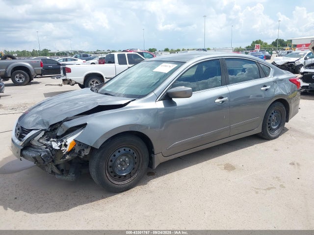 1N4AL3AP6HN344638 Nissan 2017