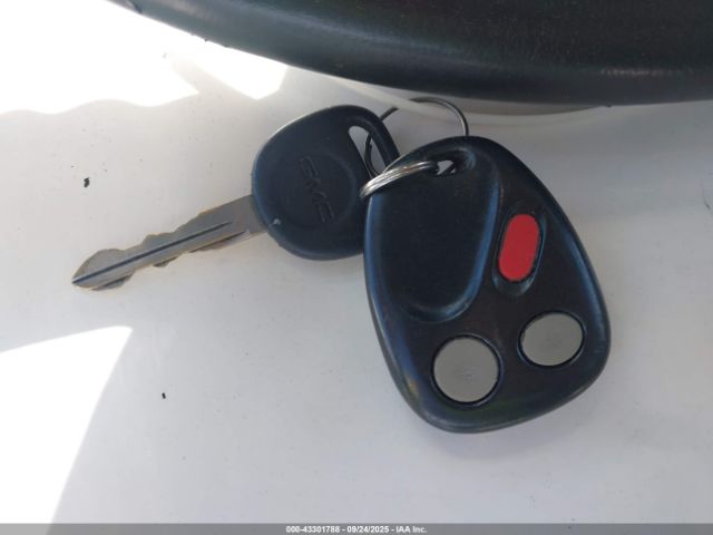 2006 GMC YUKON XL 1500 1GKEC16Z56J177319 Photo 10