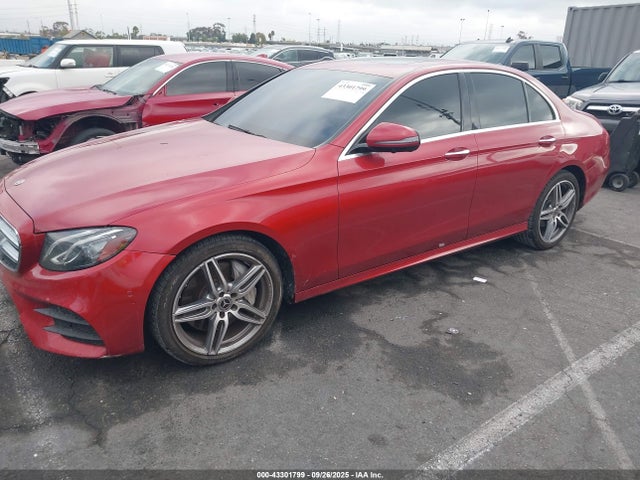 Продажа на аукционе авто 2019 Mercedes-benz E 300, vin: WDDZF4JB0KA583668, номер лота: 43301799