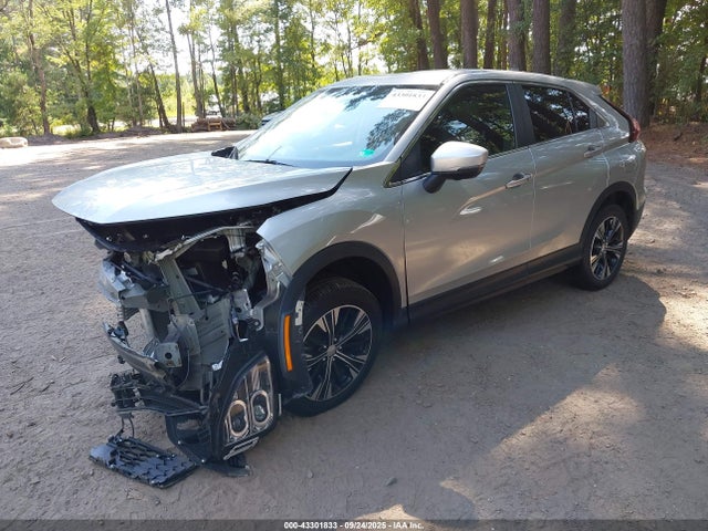 2022 MITSUBISHI ECLIPSE CROSS JA4ATWAA6NZ063106 Photo 1