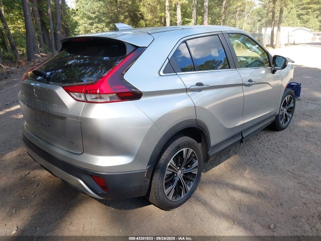 2022 MITSUBISHI ECLIPSE CROSS JA4ATWAA6NZ063106 Photo 3